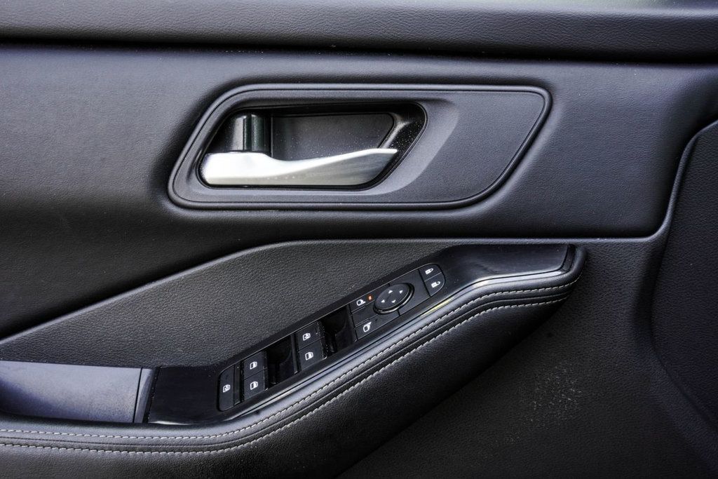 Nissan Rogue photo 35