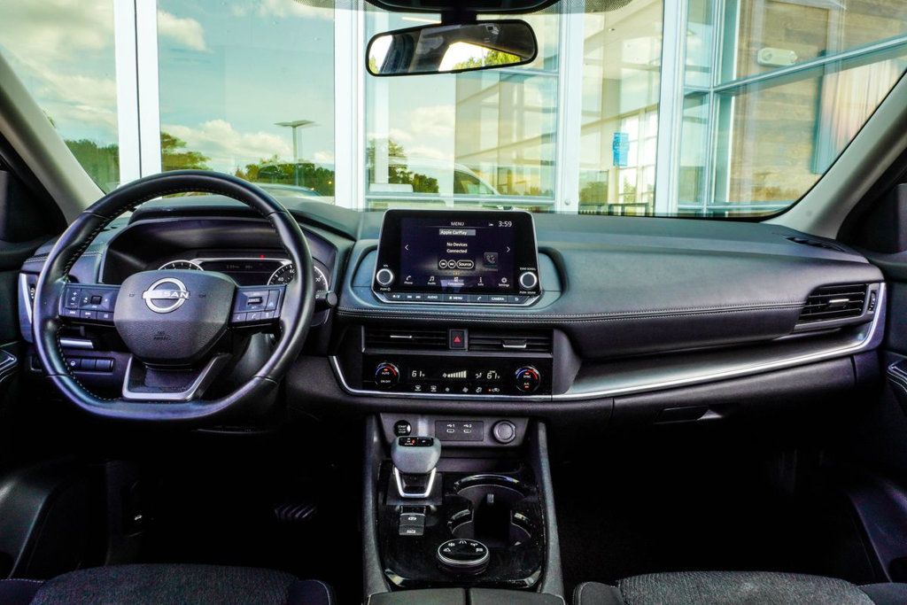 Nissan Rogue photo 6