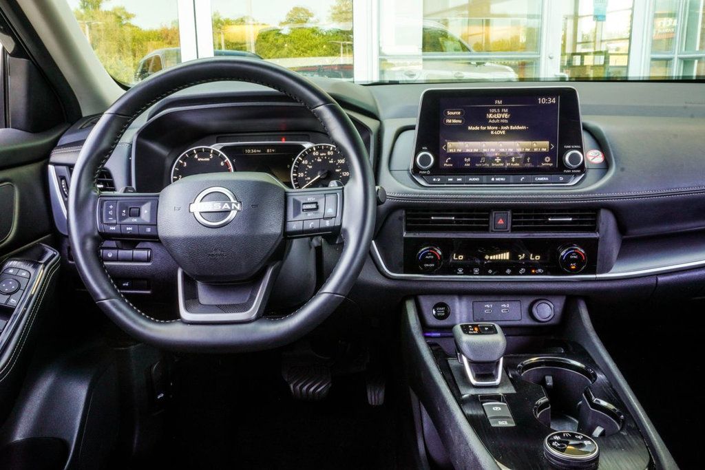 Nissan Rogue photo 15