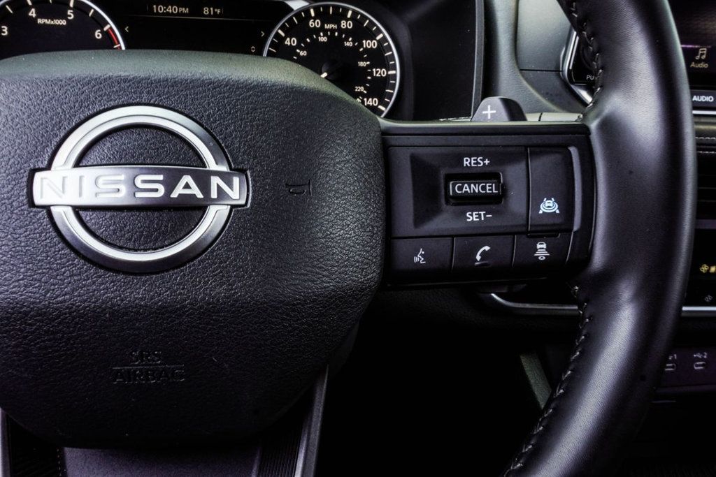 Nissan Rogue photo 27