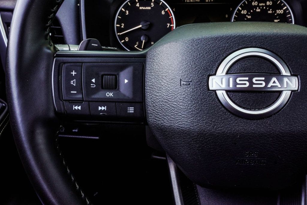 Nissan Rogue photo 28
