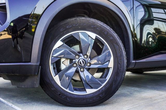 2025 Nissan Rogue AWD SV - 23075112 - 4
