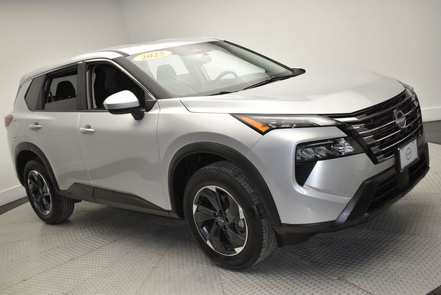 2025 Nissan Rogue AWD SV - 22974567 - 2