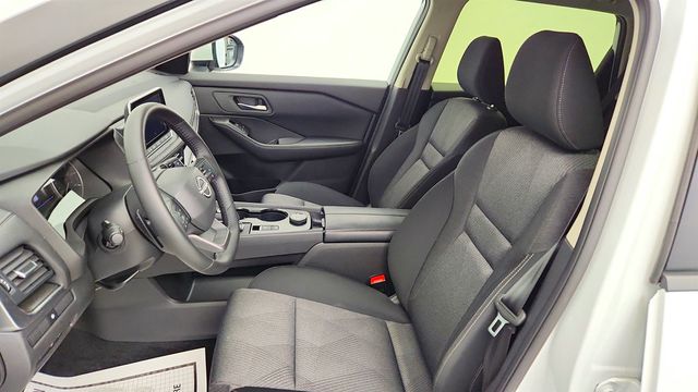 2025 Nissan Rogue AWD SV - 23026193 - 18