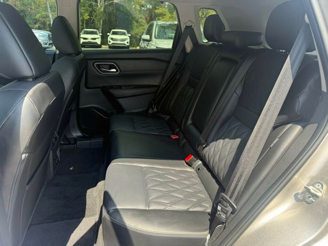 2025 Nissan Rogue FWD Platinum - 22918624 - 8