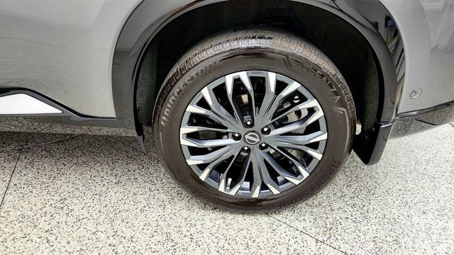 2025 Nissan Rogue FWD Platinum w/ ProPILOT Assist 2.1 & Platinum Premium Pkg - 23080917 - 8