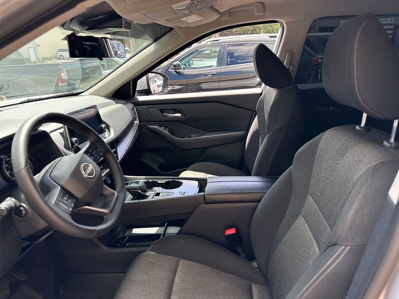 2025 Nissan Rogue FWD SV - 23020770 - 12