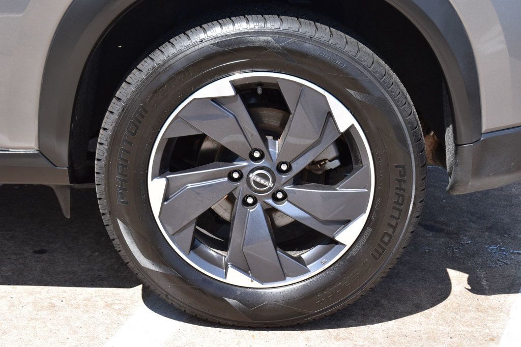 2025 Nissan Rogue FWD SV - 23070725 - 10