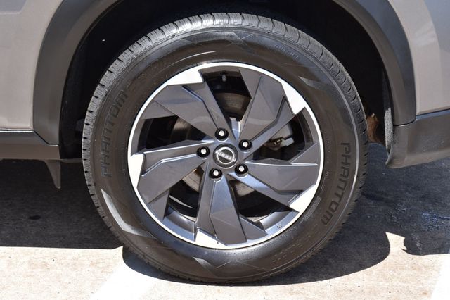 2025 Nissan Rogue FWD SV - 23070725 - 10