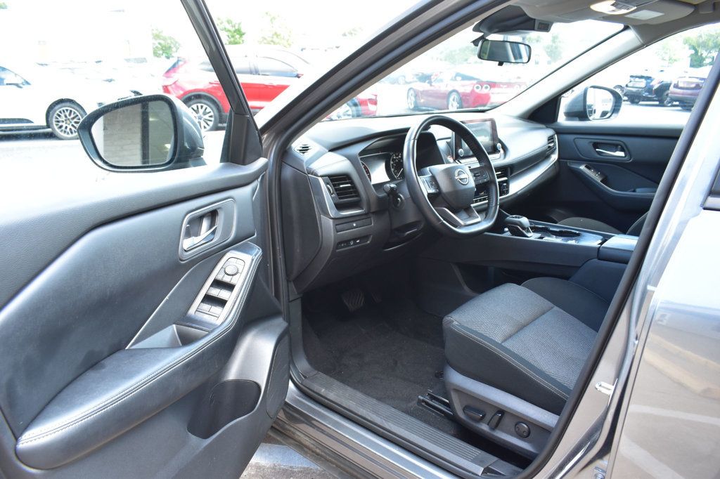 2025 Nissan Rogue FWD SV - 23070725 - 13