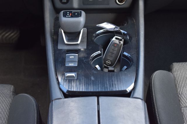 2025 Nissan Rogue FWD SV - 23070725 - 27