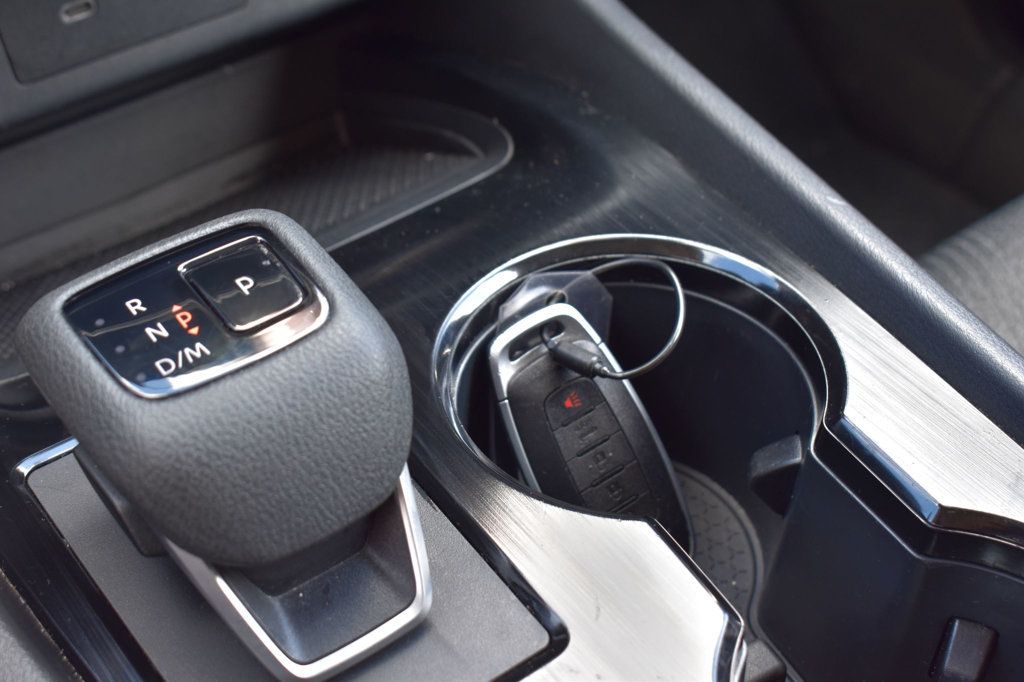 2025 Nissan Rogue FWD SV - 23070725 - 28