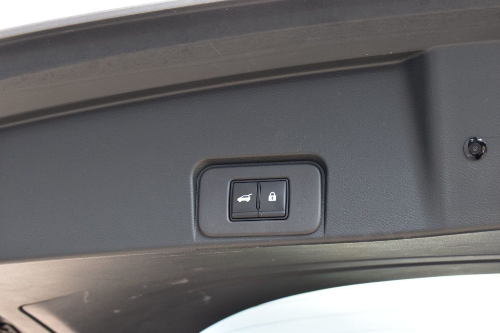 2025 Nissan Rogue FWD SV - 23070725 - 34