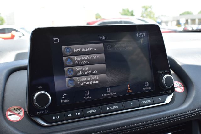 2025 Nissan Rogue FWD SV - 23070725 - 40