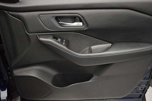 2025 Nissan Rogue FWD SV - 23009026 - 19