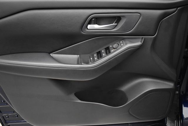 2025 Nissan Rogue FWD SV - 23009026 - 8