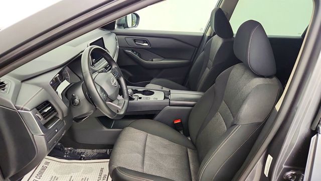 2025 Nissan Rogue FWD SV - 23063209 - 17