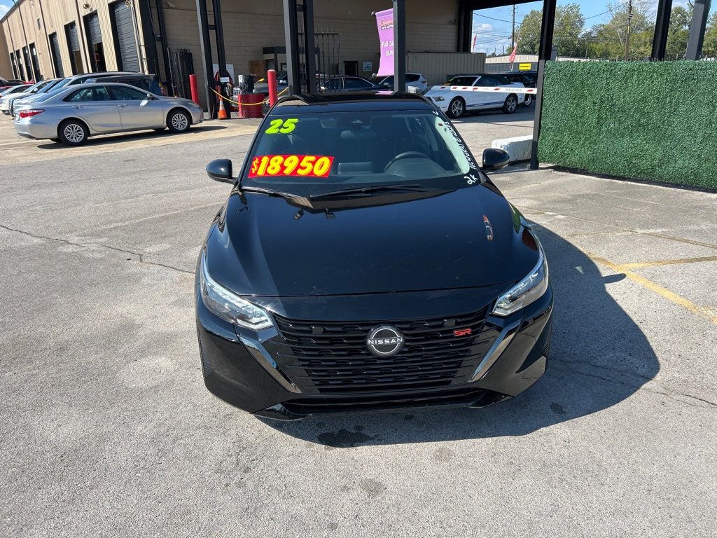 2025 Nissan Sentra SR photo 2