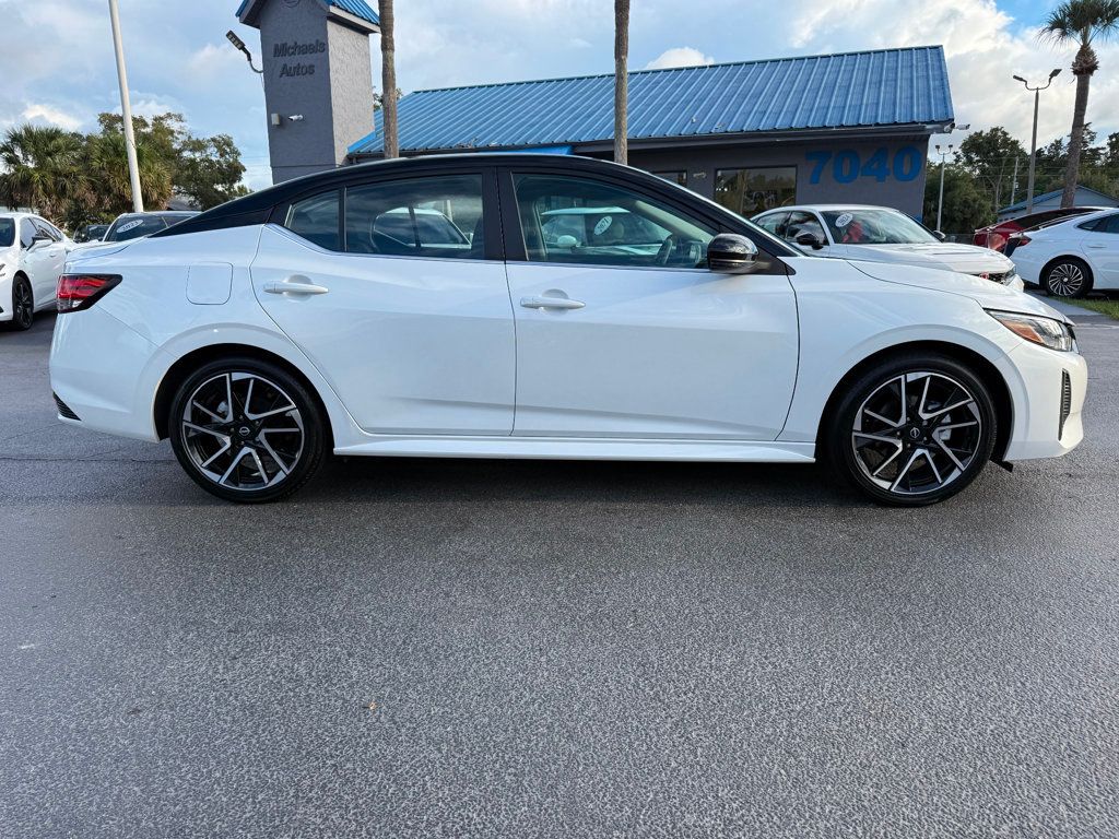 2025 Nissan Sentra SR photo 4