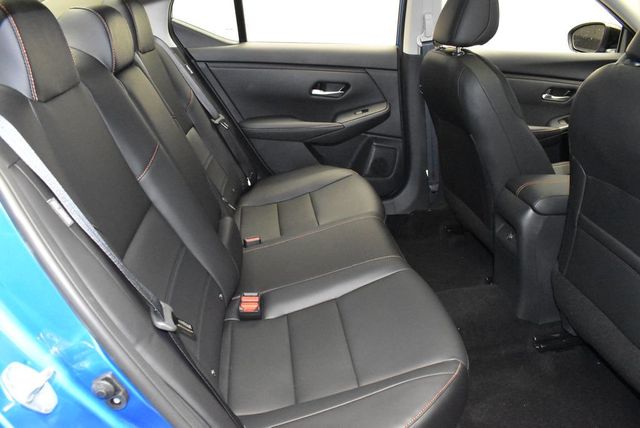 2025 Nissan Sentra SR CVT - 22982880 - 32