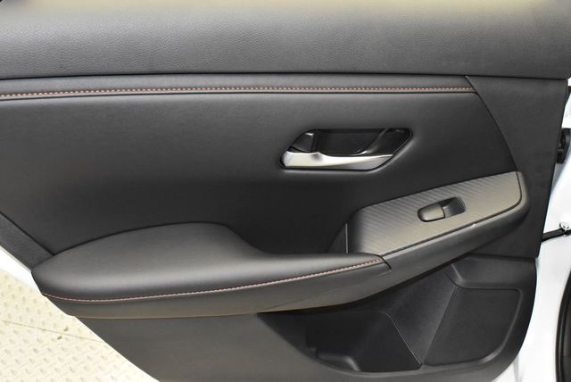 2025 Nissan Sentra SR CVT - 23005837 - 32