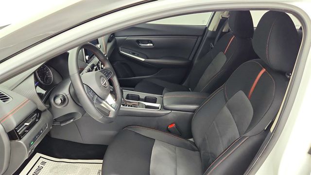 2025 Nissan Sentra SR CVT - 23073883 - 17