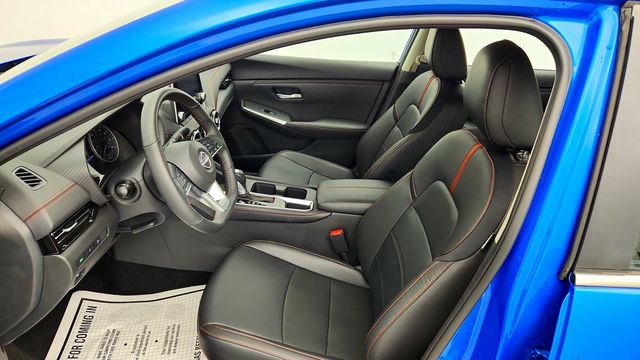 2025 Nissan Sentra SR CVT w/ Premium Package - 23085051 - 17