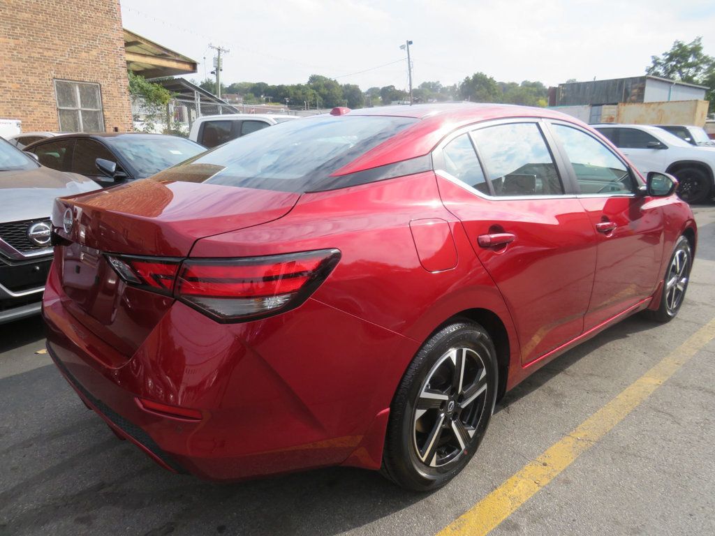 2025 Nissan Sentra SV photo 5