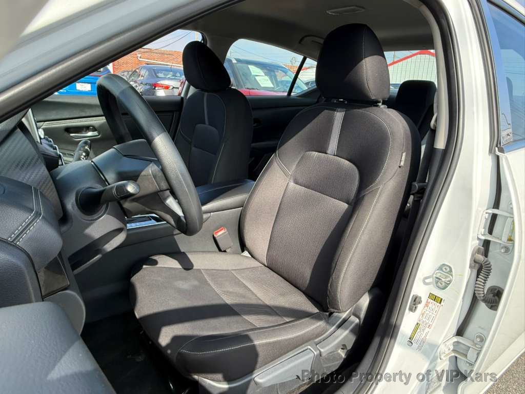 2025 Nissan Sentra SV CVT - 22981382 - 15