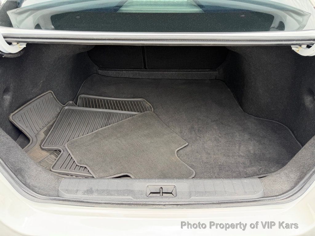 2025 Nissan Sentra SV CVT - 23032659 - 22