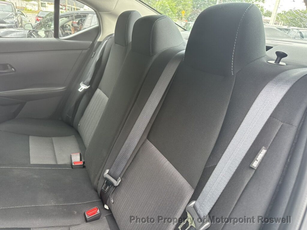 Nissan Sentra photo 17