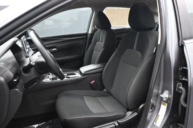 2025 Nissan Sentra SV CVT - 23071745 - 4