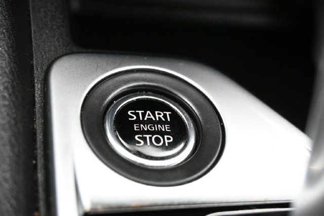 2025 Nissan Sentra SV CVT - 23074762 - 17