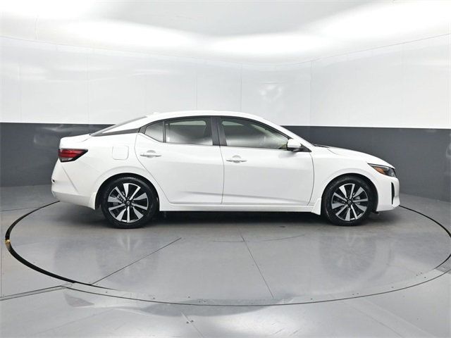 2025 Nissan Sentra SV CVT - 22951618 - 36