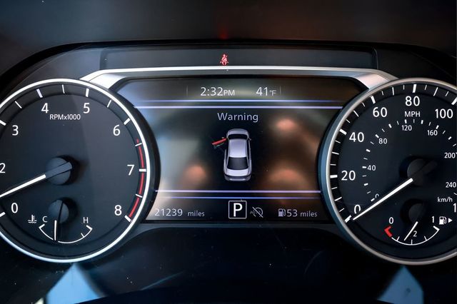2025 Nissan Sentra SV CVT - 23003036 - 33