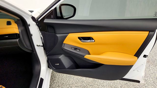 2025 Nissan Sentra SV CVT w/ Premium & All Weather Packages - 23011301 - 25