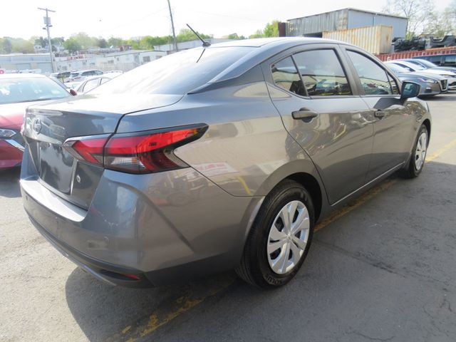 2025 Nissan Versa 1.6 S CVT's photo