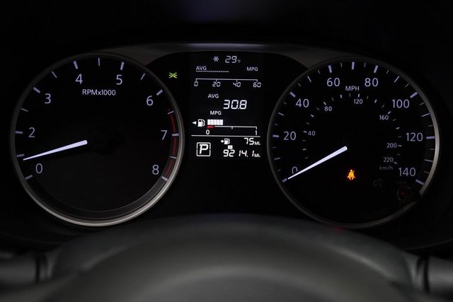 2025 Nissan Versa S CVT - 22991435 - 28