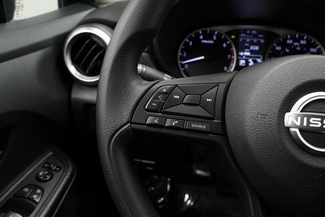 2025 Nissan Versa S CVT - 22991435 - 30