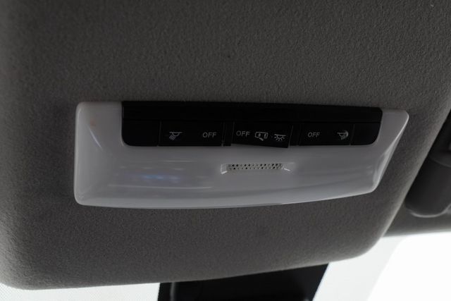 2025 Nissan Versa S CVT - 22991435 - 33