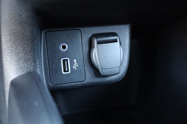 2025 Nissan Versa S CVT - 22970720 - 31