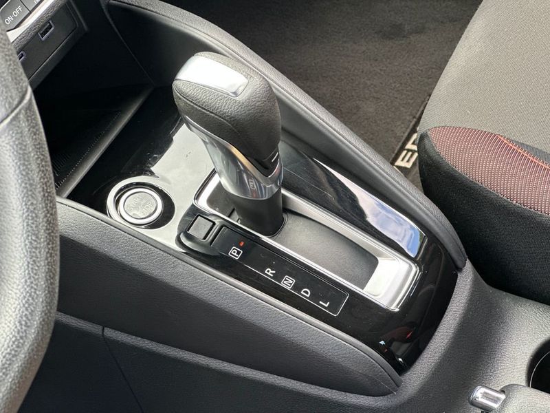 2025 Nissan Versa SR CVT - 23024040 - 18