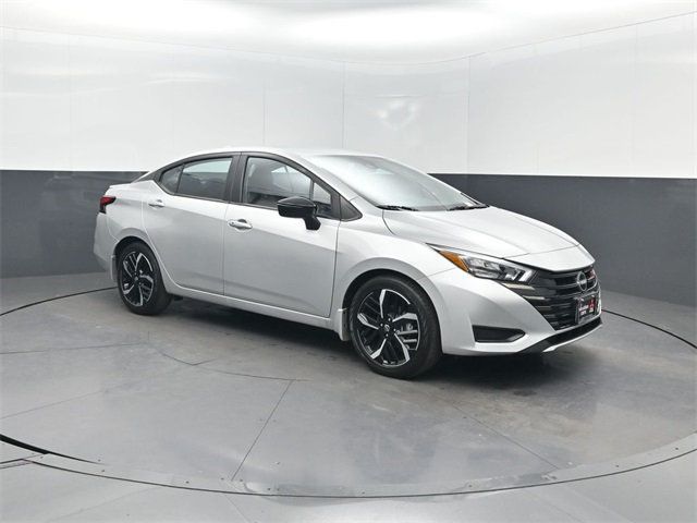 2025 Nissan Versa SR CVT - 22958315 - 35