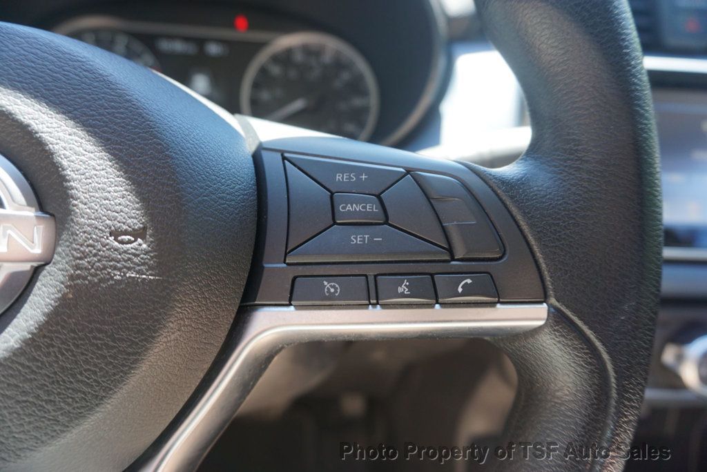 2025 Nissan Versa SV CVT - 23043604 - 17