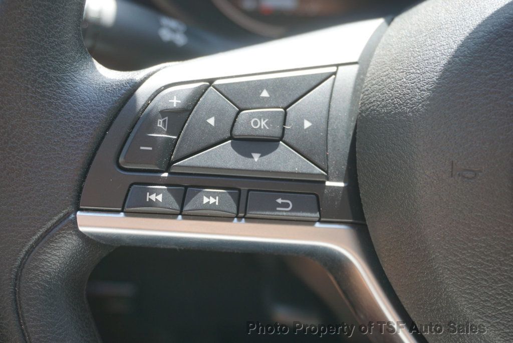 2025 Nissan Versa SV CVT - 23084631 - 17