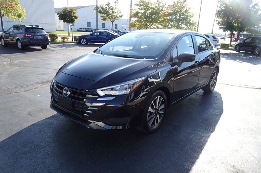 2025 Nissan Versa SV Sedan photo 4