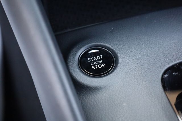 2025 Nissan Z  - 23013223 - 21