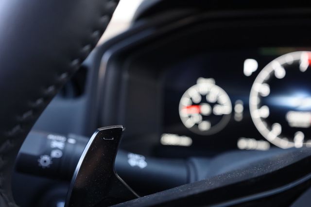 2025 Nissan Z  - 23013223 - 33