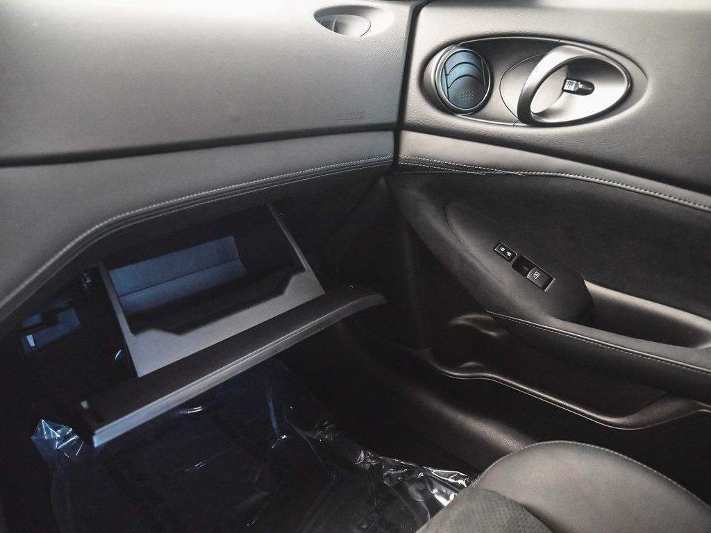 2025 Nissan Z Performance photo 15