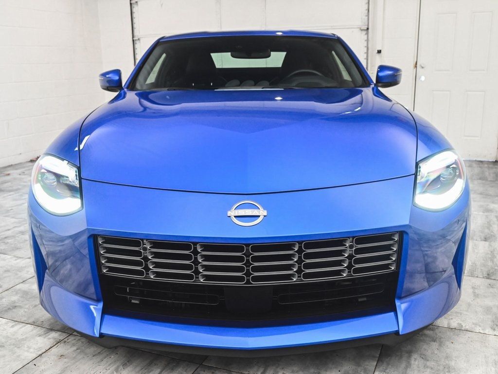 2025 Nissan Z Performance photo 2